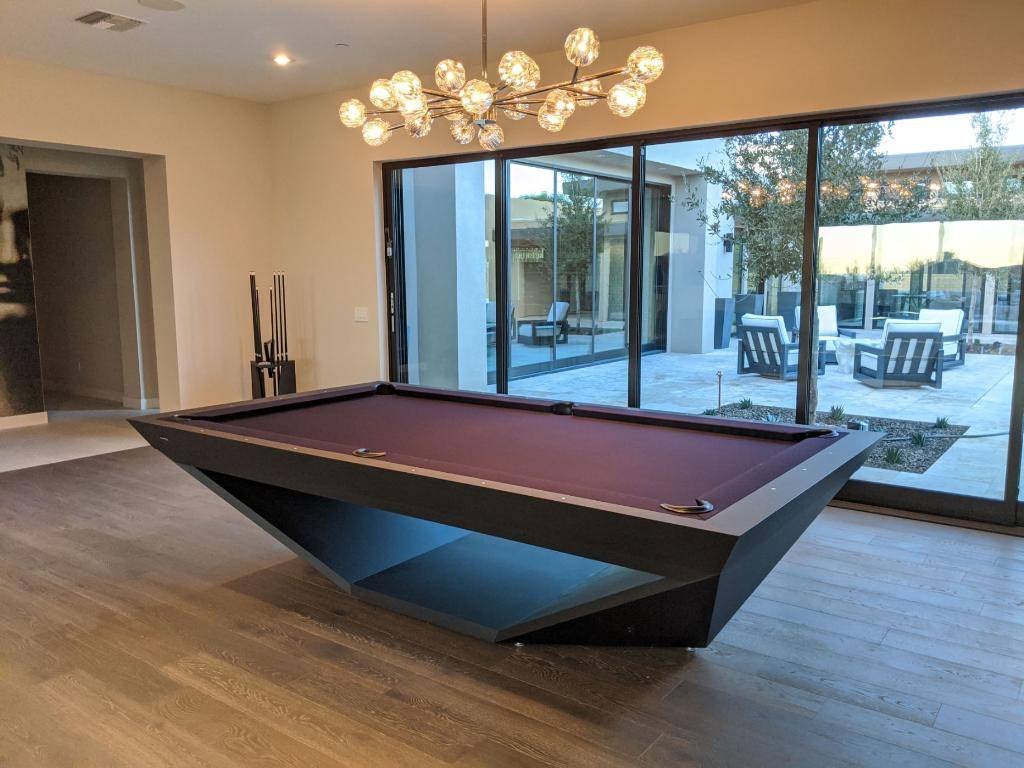 Luxury Pool Table
